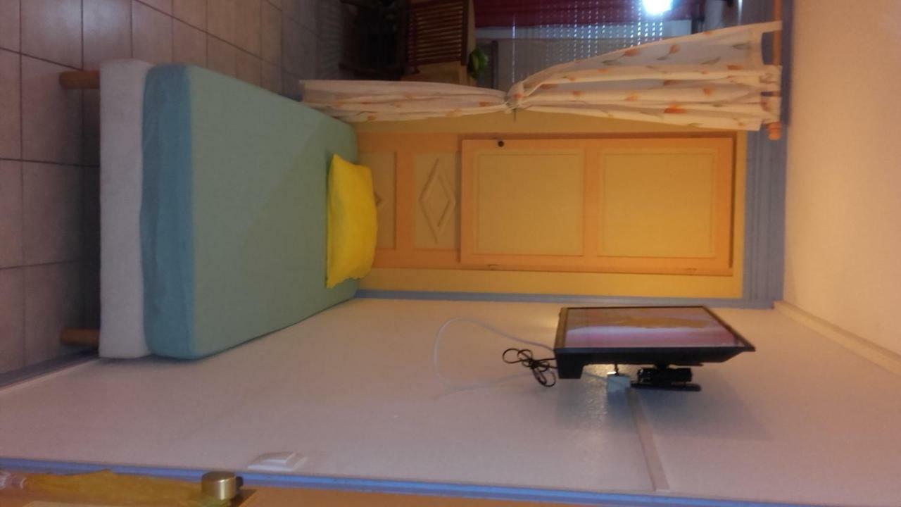 Appartement Sunburst แซ็งแตนน์ ภายนอก รูปภาพ
